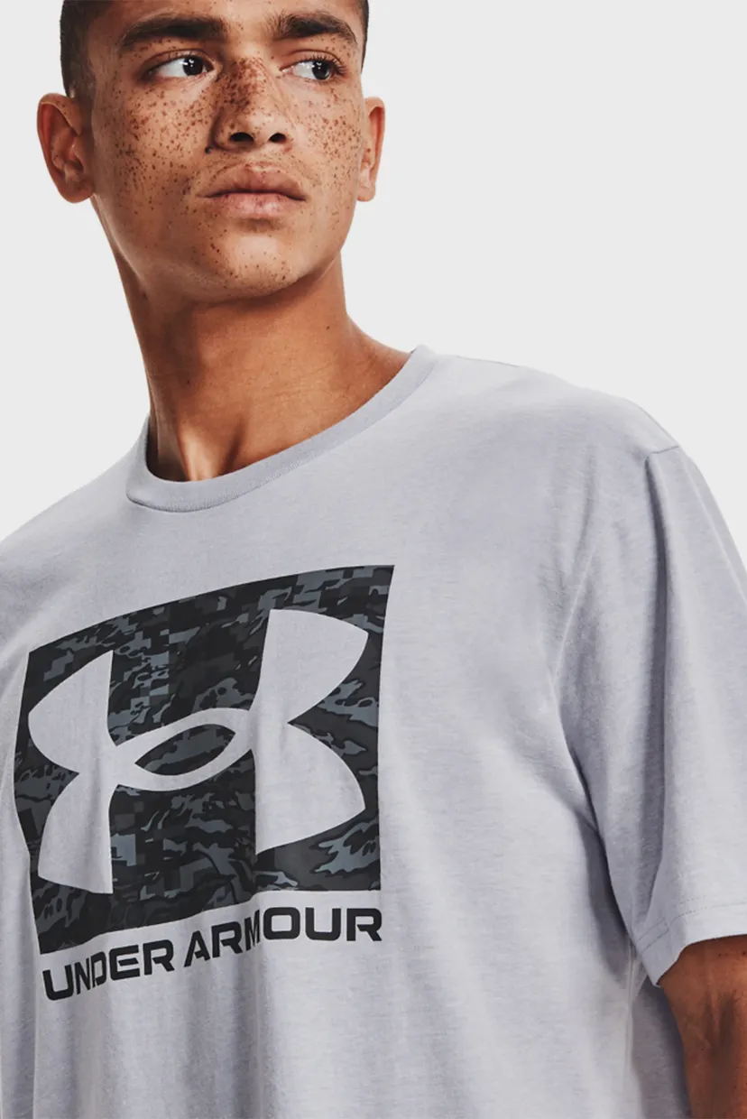 Футболка/UA ABC CAMO BOXED LOGO SS-MIS 4