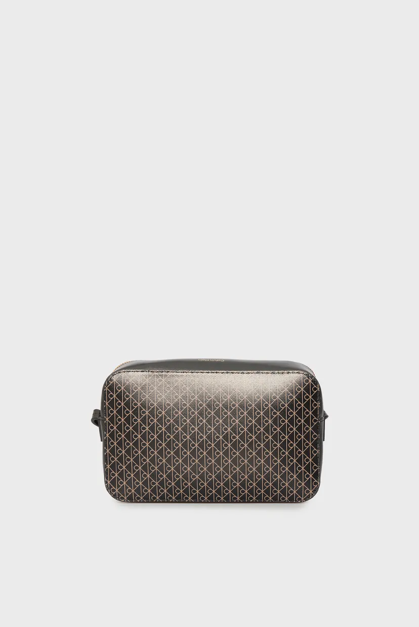Sac/EMBLEM AOP ELONGATED CAMERA BAG 4
