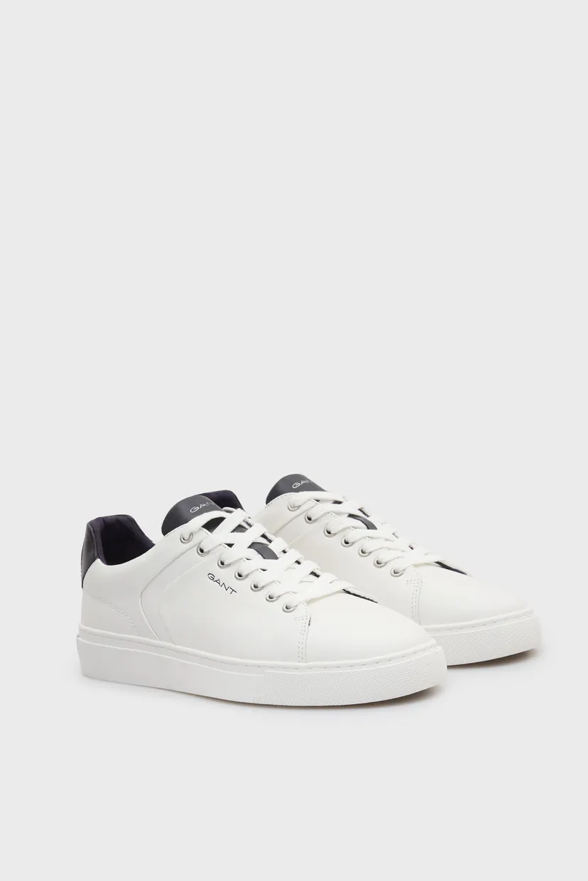 Adidași/McJulien 3