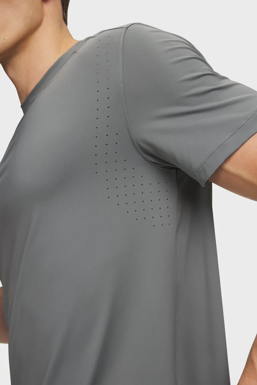 Футболка/UA Velociti Pro Shortsleeve 3