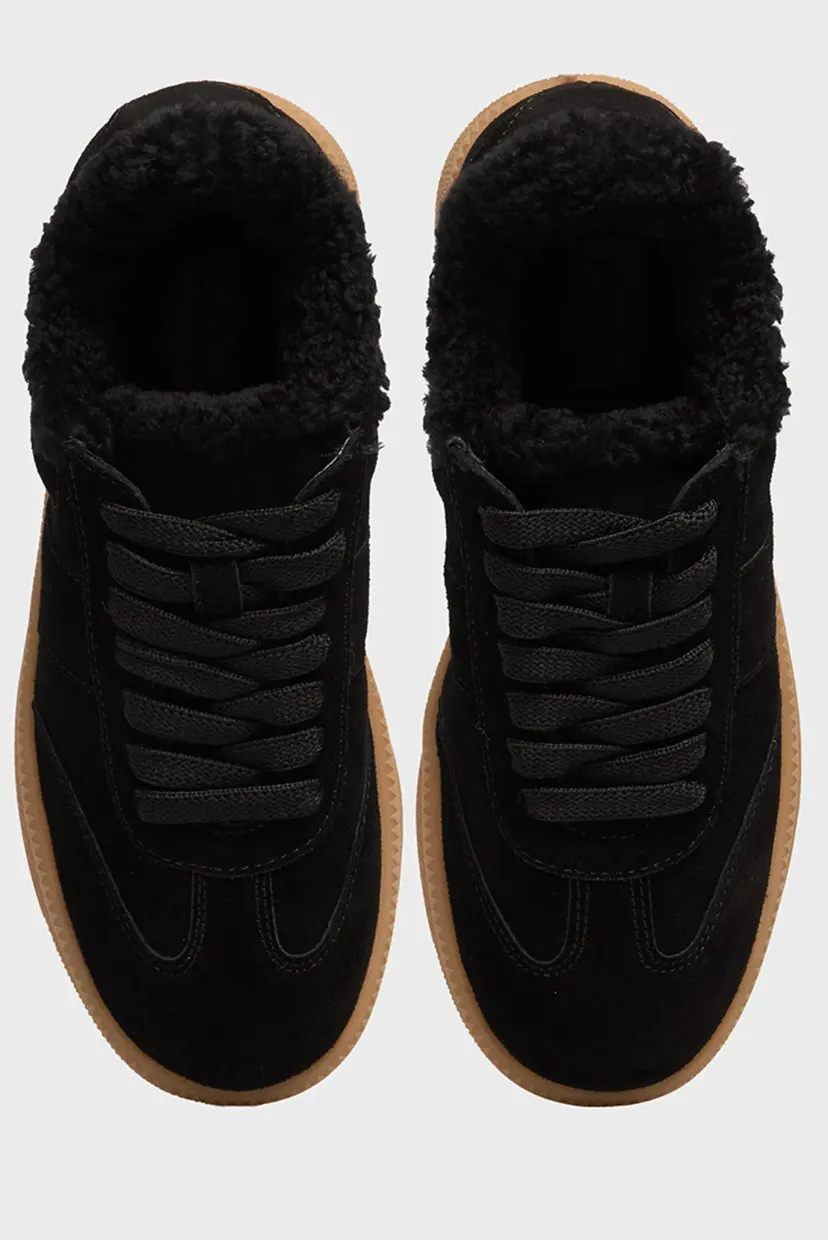 Adidași/Andalucia 4