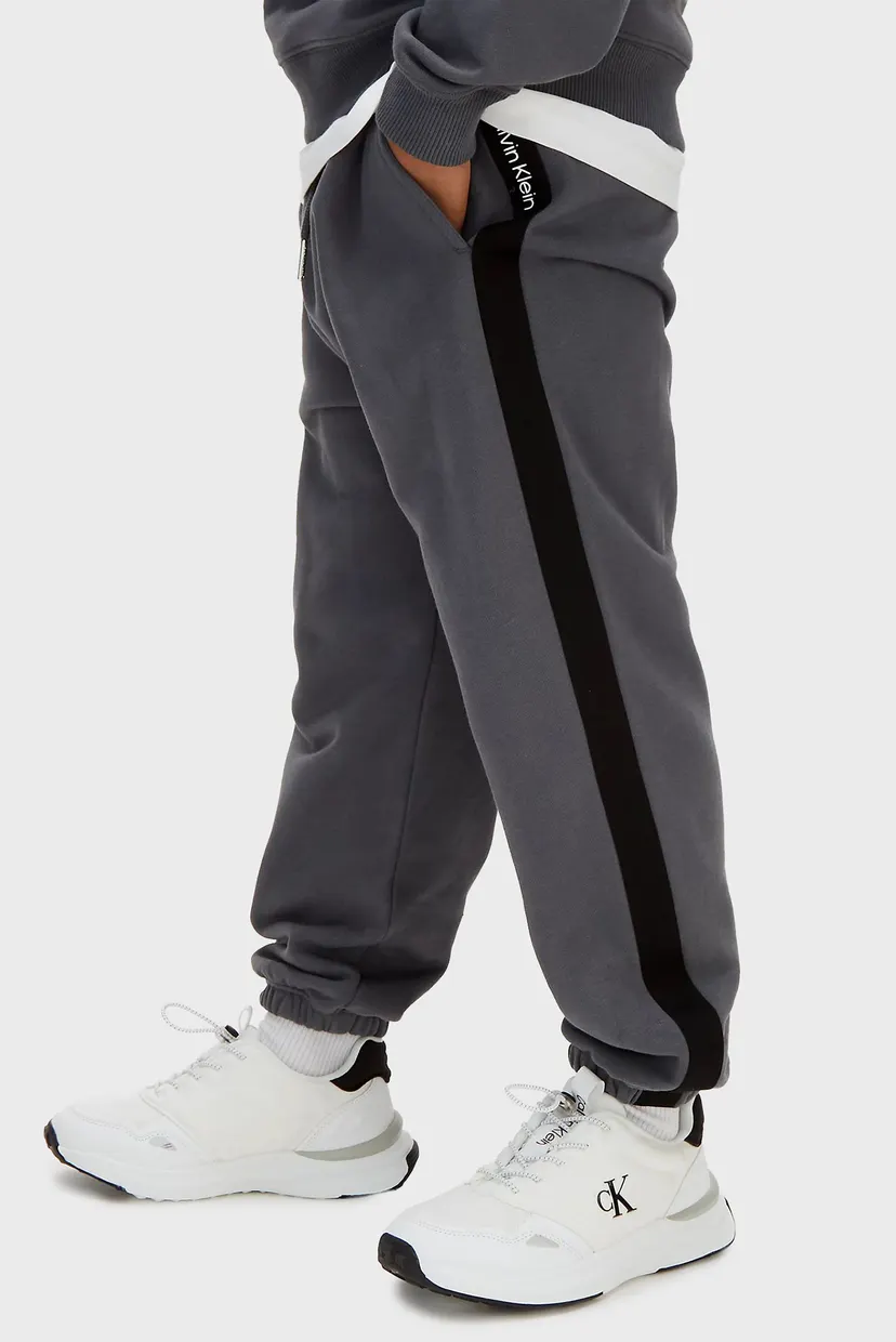 Un set de haine/HALF ZIP TAPE HWK SET 3