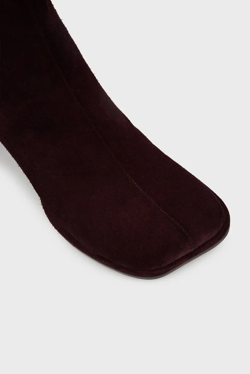 Botine/Lova 4