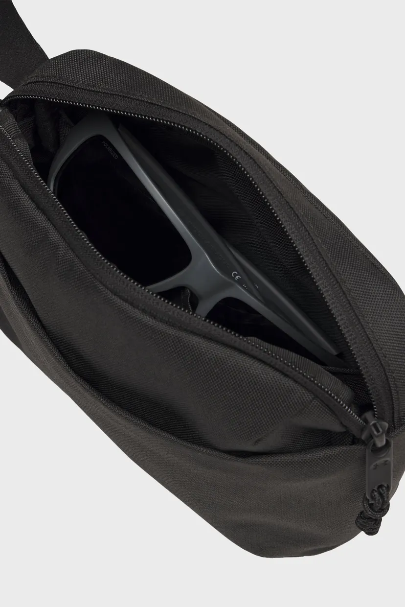 Geanta cu curea/NEW UA Essential WB XB 3
