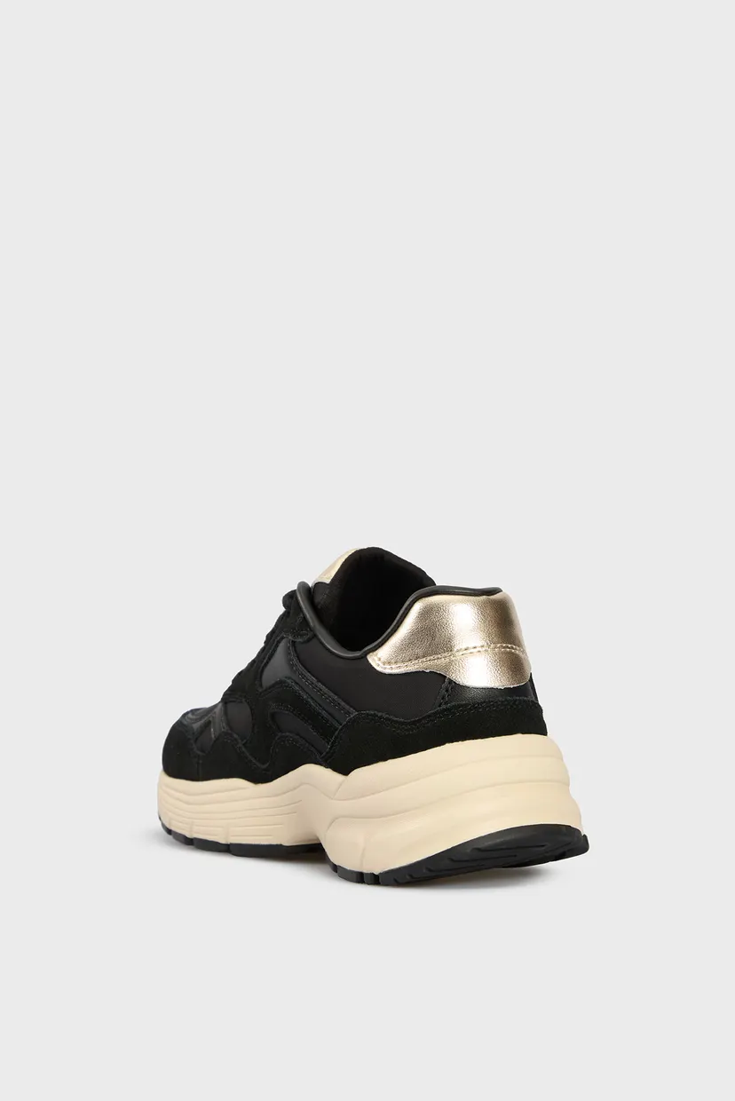 Adidași/Neuwill 5