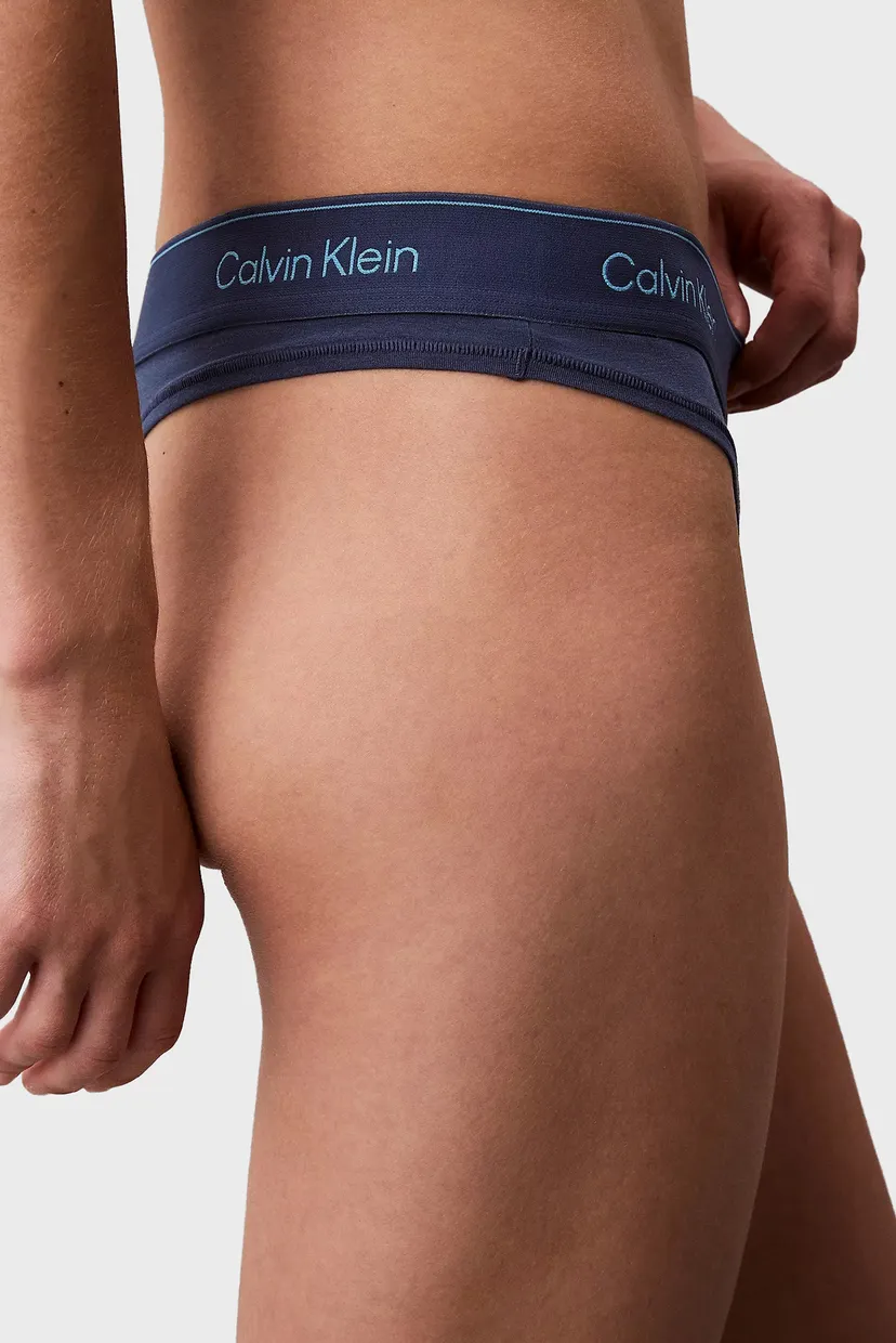 Pantaloni scurti/THONG 4