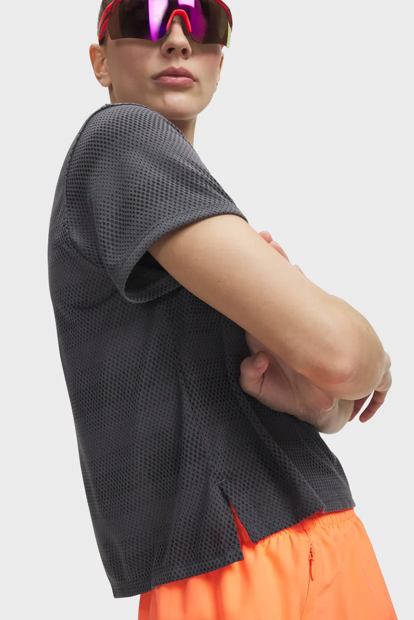 Футболка/UA Velociti Shortsleeve 3