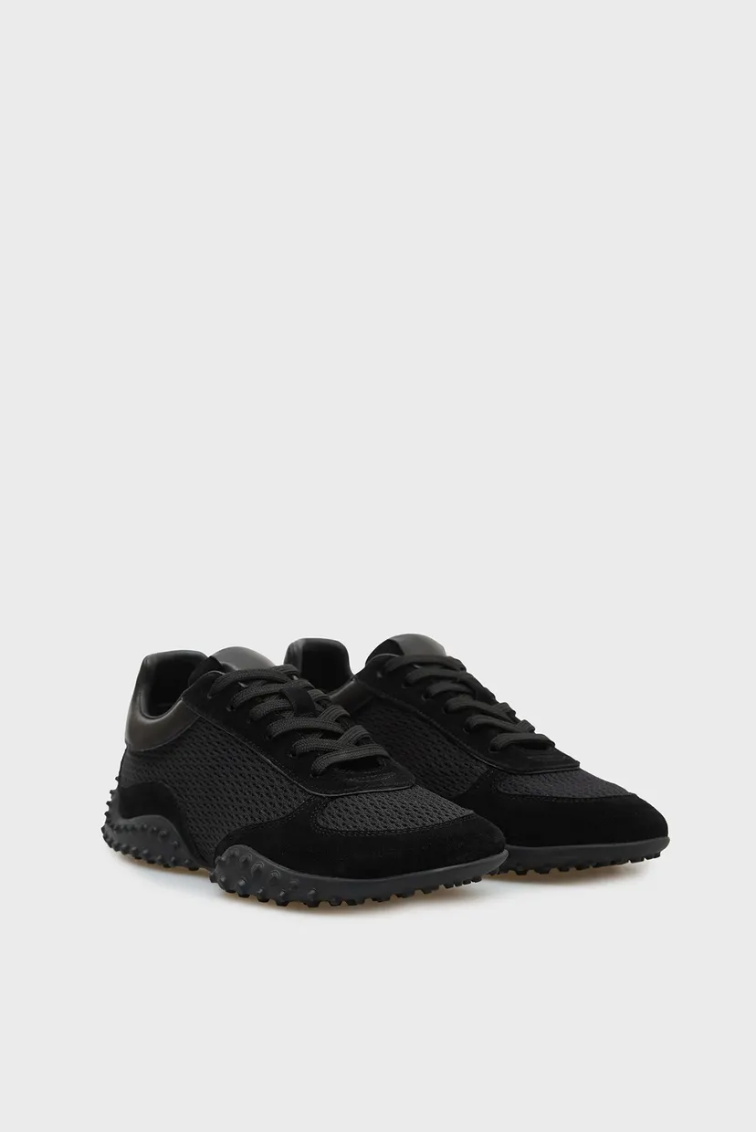 Adidași/Nyxen 3